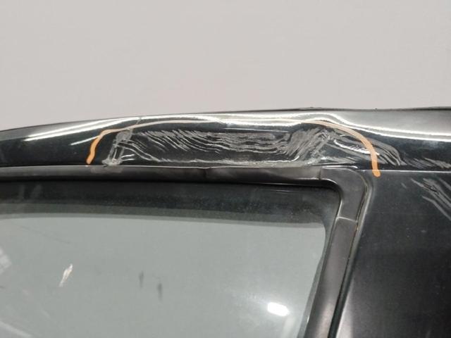 Porta dianteira esquerda Toyota Yaris SP90