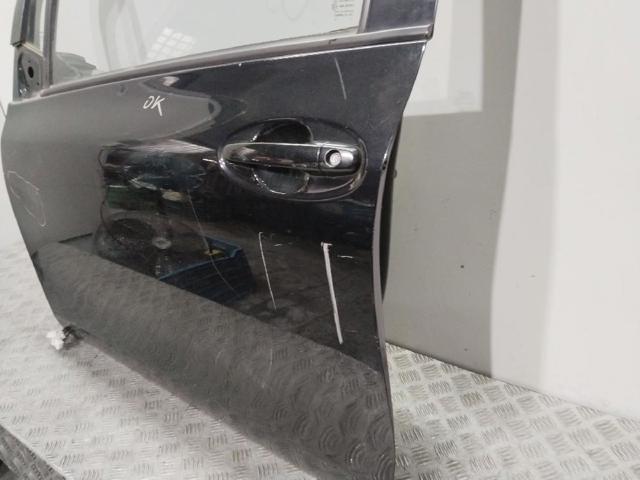 Porta dianteira esquerda Toyota Yaris SP90