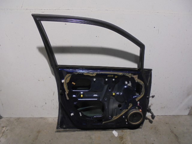 Porta dianteira esquerda 6700248011 Toyota