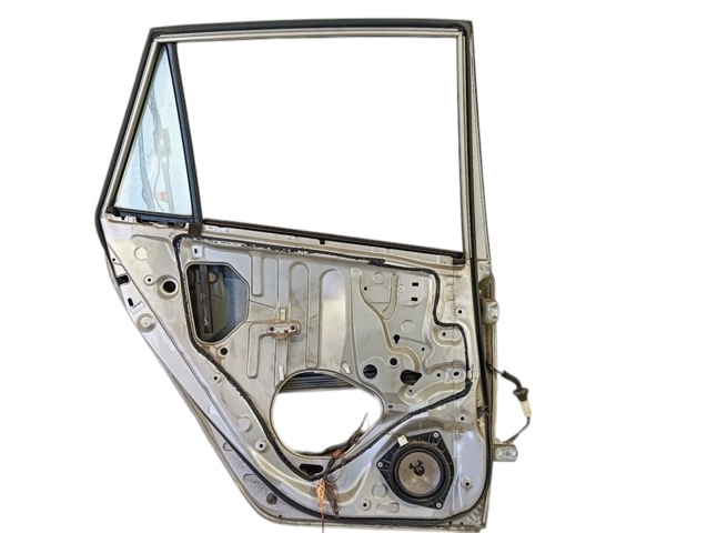 6700413310 TOYOTA Дверь задняя левая купить в Ровно