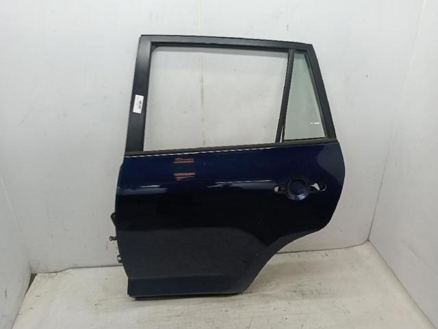 Porta traseira esquerda 6700442120 Toyota