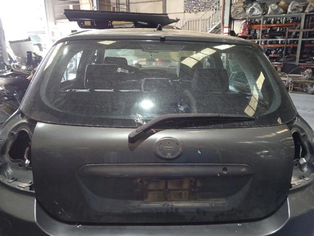 Porta traseira (3ª/5ª porta-malas (tampa de alcapão) Toyota Corolla E12U