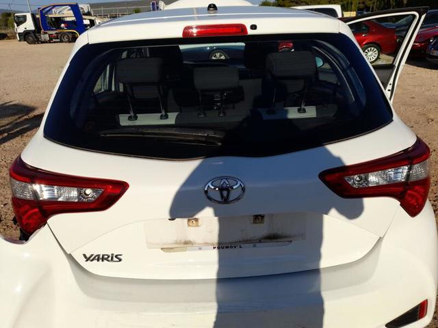 Porta traseira (3ª/5ª porta-malas (tampa de alcapão) Toyota Yaris P13