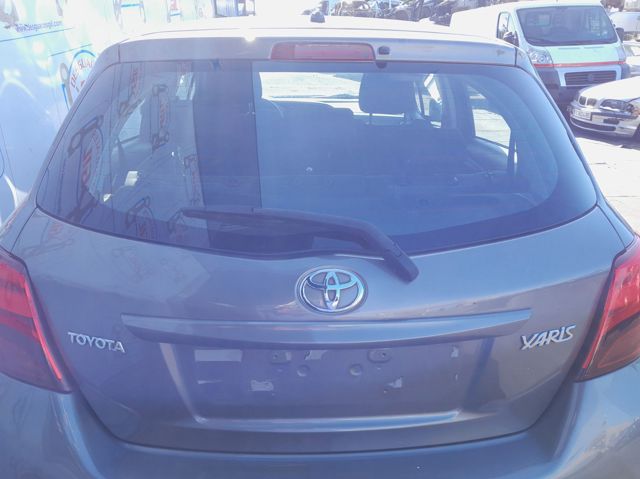 Porta traseira (3ª/5ª porta-malas (tampa de alcapão) Toyota Yaris P13