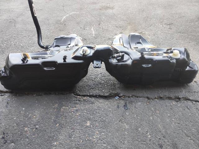 6762417 BMW Крышка топливного насоса купить в Николаев