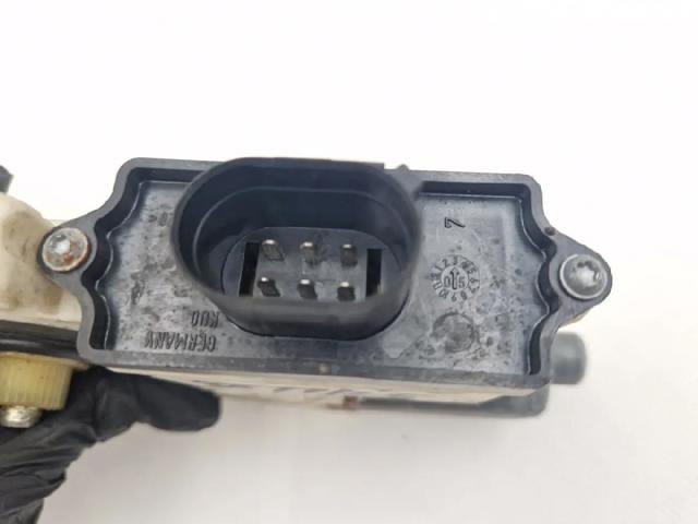 67626925966 Мотор стеклоподъемника двери задней правой купить Павлоград