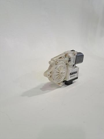 67626925966 BMW Мотор стеклоподъемника двери задней правой купить в Черкассы