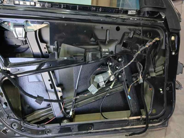 67626981141 BMW Мотор стеклоподъемника двери передней левой купить в Ровно