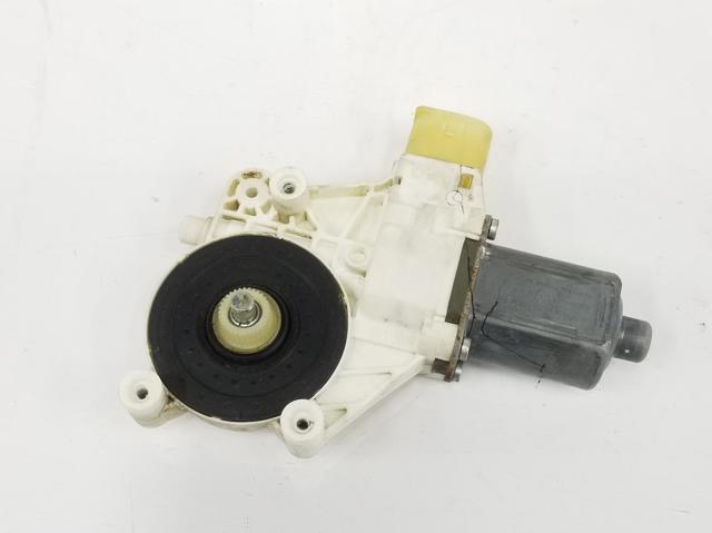 Motor de acionamento de vidro da porta dianteira esquerda 67627046032 BMW