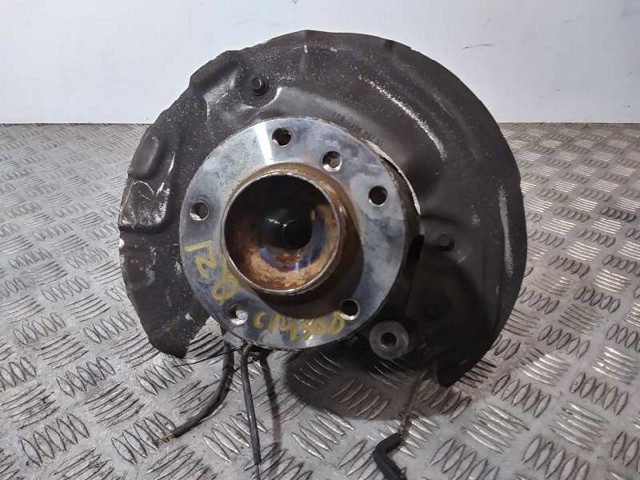 6764443 BMW Цапфа передняя левая купить в Украина