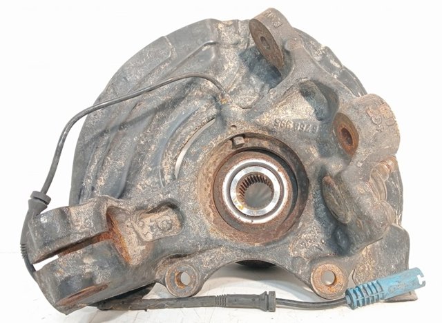 BMW 6768995 Цапфа передняя левая в наличии Чернигов