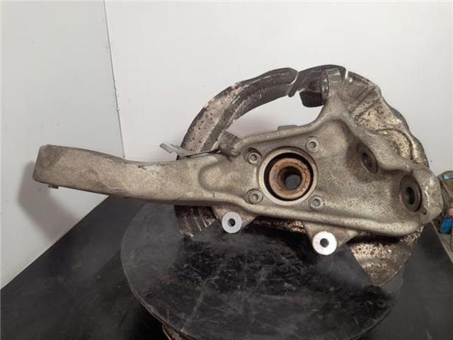 BMW 6773783 Цапфа передняя левая в наличии Сумы