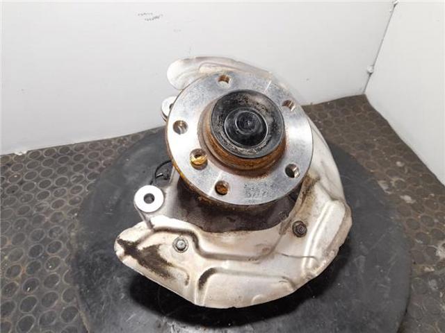 6792288 BMW Цапфа (поворотный кулак) передний правый купить в Черкассы