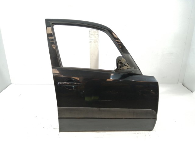 Porta dianteira direita 6800179J00 Suzuki