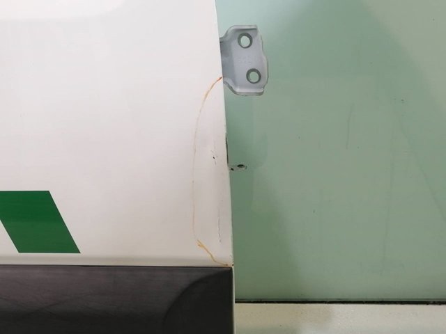 6800181A11 SUZUKI Дверь передняя правая купить в Украина