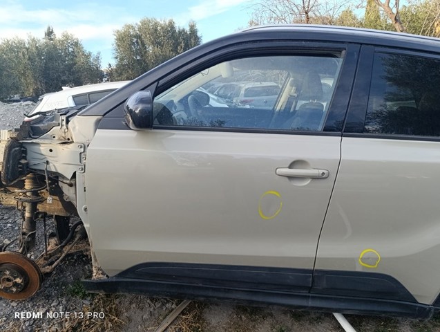 Porta dianteira esquerda Suzuki Vitara LY