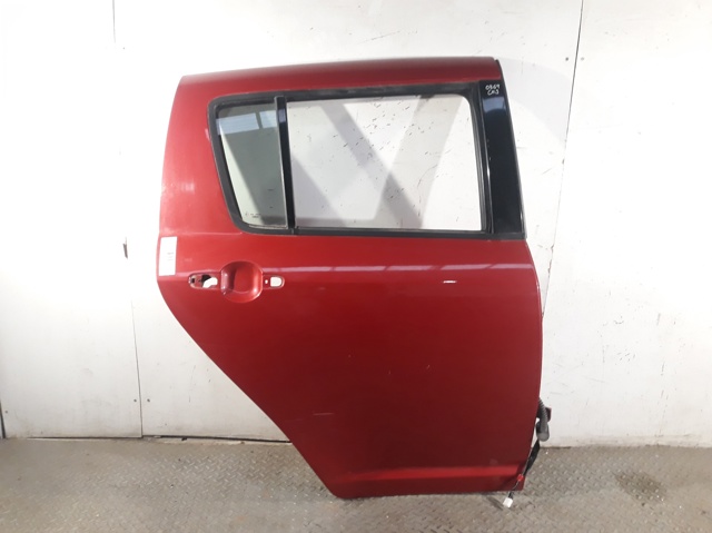 Porta traseira direita 6800362J00 Suzuki