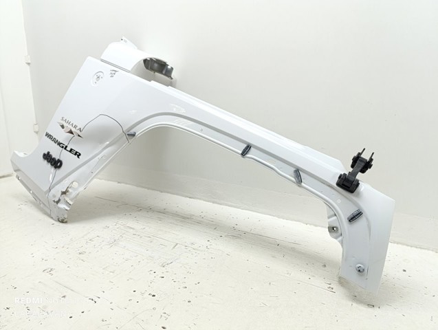 CHRYSLER 68029992AB Крыло переднее правое в наличии Ровно