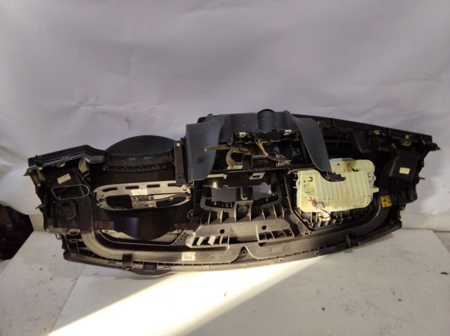681000020R RENAULT Торпедо купить в Тернополь