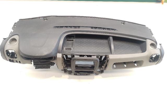 681002557R RENAULT Торпедо купить в Каменское