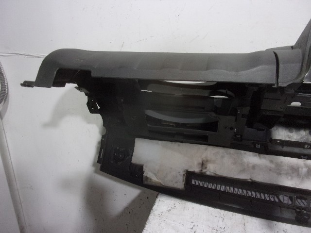68100EB301 NISSAN Торпедо купить в Ужгород