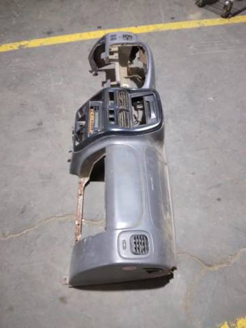 68100VJ400 NISSAN Торпедо купить в Сумы