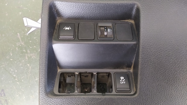 681064EH0C NISSAN купить в Сумы