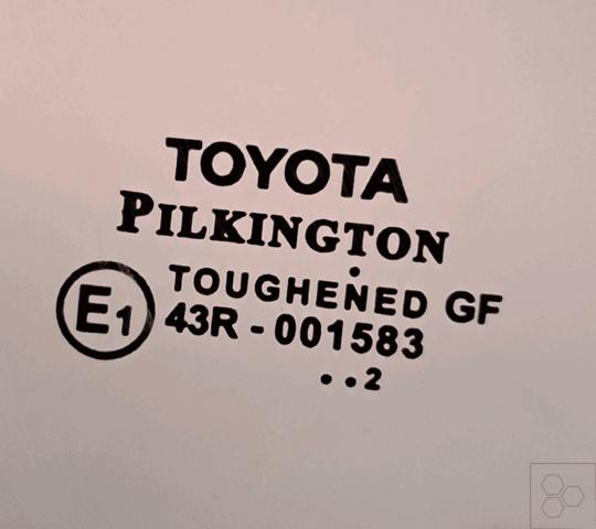 TOYOTA 681100D191 Стекло двери передней правой в наличии Ровно