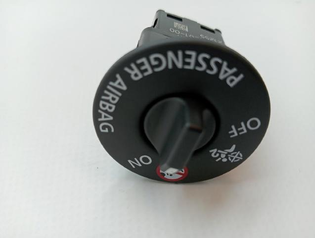 681999278R RENAULT купить в Украина