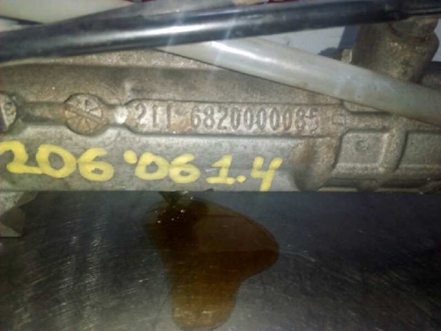 PEUGEOT 6820000085 в наличии Ирпень