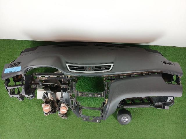 NISSAN 682004EH0A Торпедо в наличии Винница