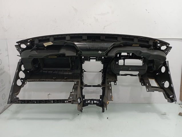 68200JD900 NISSAN купить в Одесса