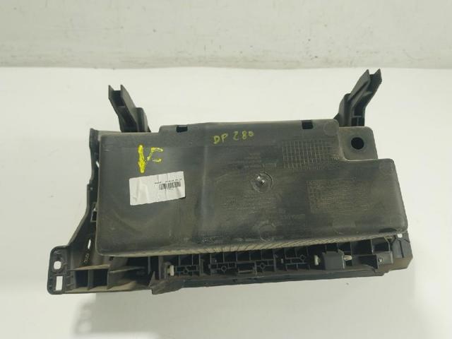 682520838R RENAULT Крышка перчаточного ящика (бардачка) купить в Полтава