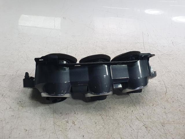 NISSAN 682606PA0A в наличии Тернополь