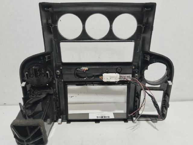 NISSAN 68260EQ000 в наличии Днепр