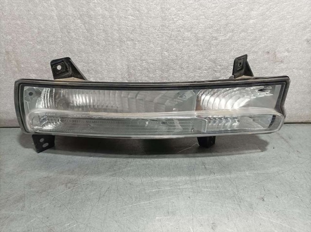68266926AB CHRYSLER Фара дневного света правая купить в Николаев
