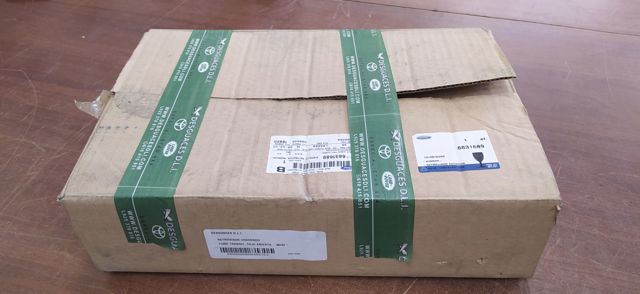 6831689 FORD Стекло левого зеркала заднего вида купить в Харьков