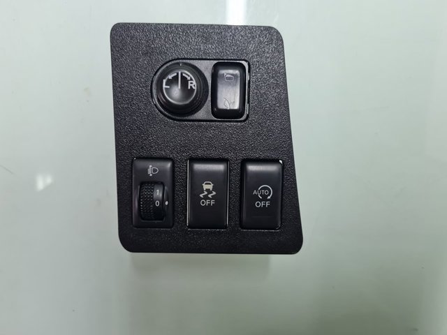 68485BR60A NISSAN купить в Днепр
