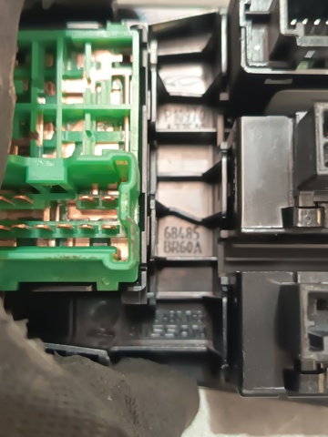 NISSAN 68485BR60A в наличии Кривой Рог