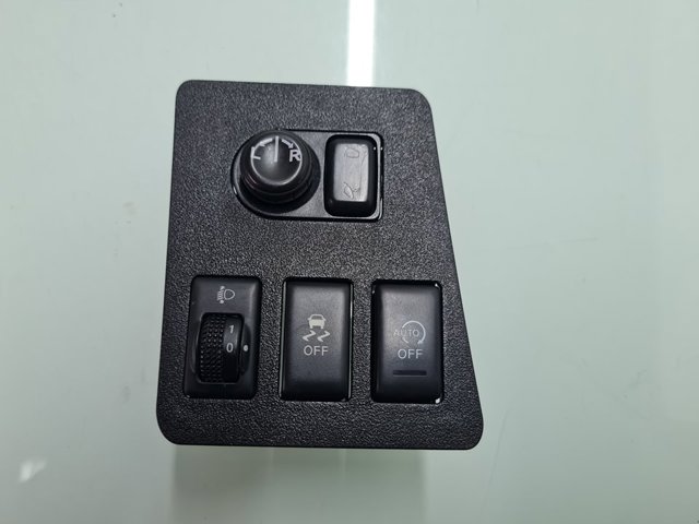 68485BR60A NISSAN купить в Ужгород