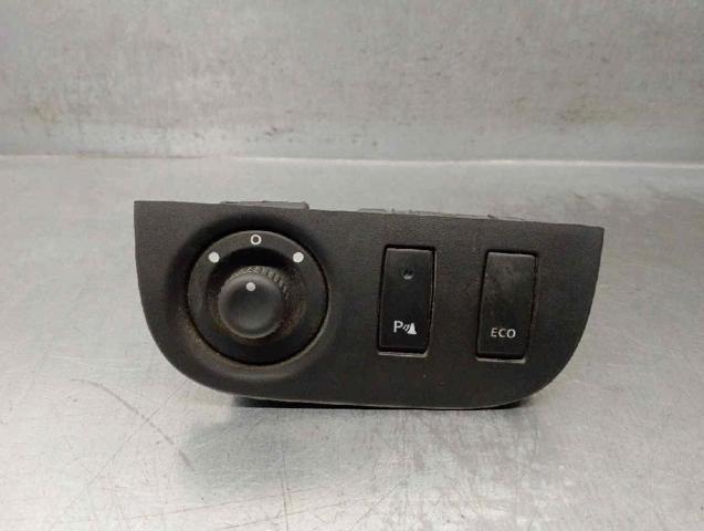 684937116R RENAULT купить в Украина