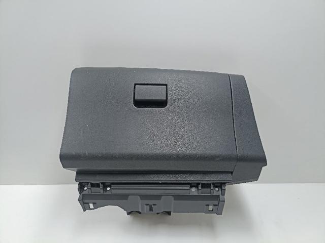 NISSAN 685203NL1B в наличии Ужгород