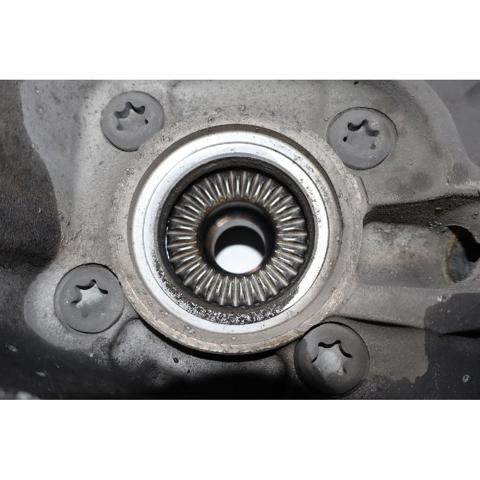 6870831 BMW Цапфа (поворотный кулак) передний левый купить в Одесса