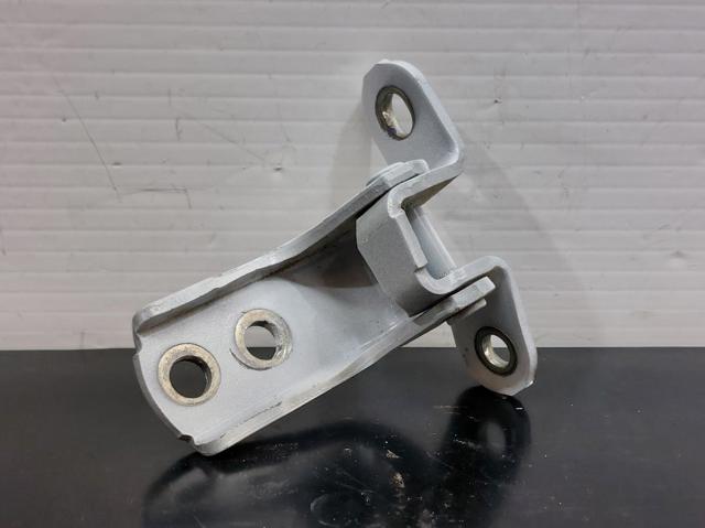 Gozno da porta dianteira direita 687100D091 TOYOTA