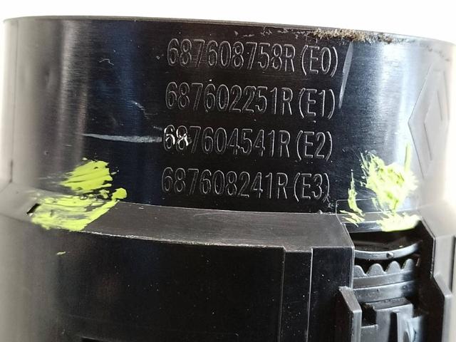 687608758R RENAULT купить в Черновцы