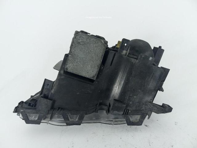 6902760 BMW Фара правая купить в Сумы
