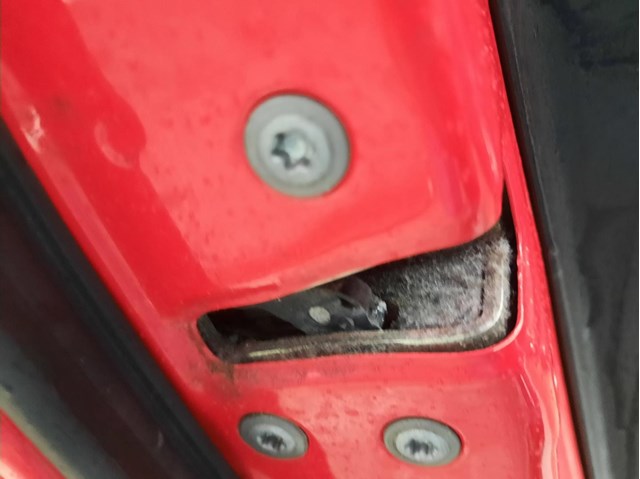 Fechadura da porta dianteira esquerda para Toyota Avensis 2.2 d-4d (adt251_) 2adftv 6904002152