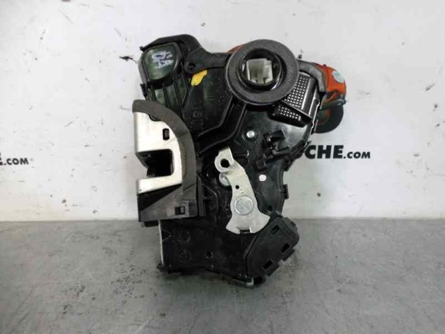 Fecho da porta dianteira esquerda Toyota Auris E15