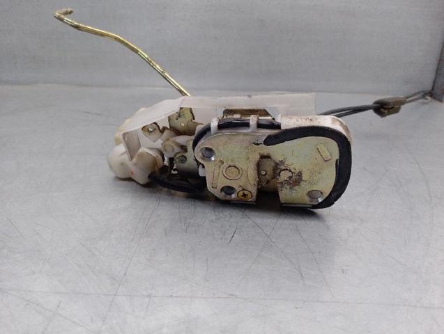 6904030830 TOYOTA Замок двери передней левой купить в Чернигов