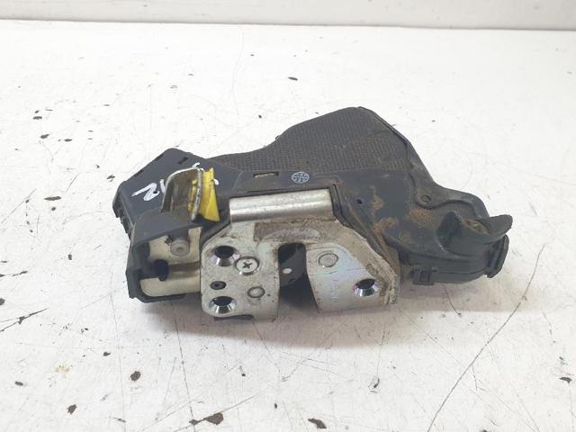 6904033231 TOYOTA Замок водительской двери купить в Каменское